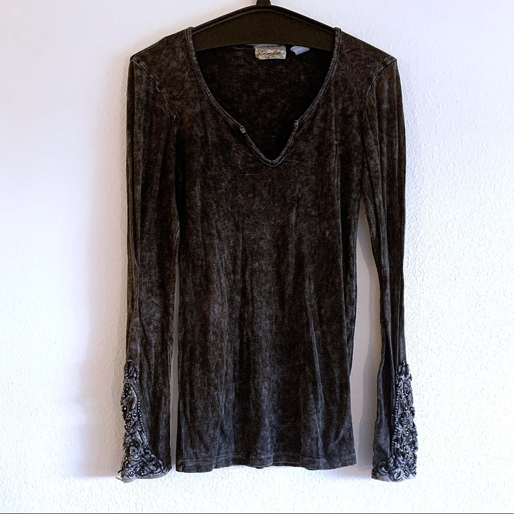 Gimmicks BKE Black Charcoal Bedazzled Lace Sleeve